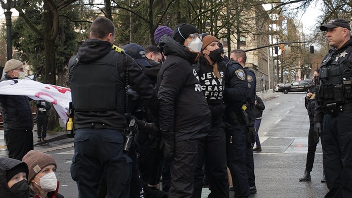 Police Arrest 20 Jewish Activists and Allies During Demonstration in Downtown Portland Supporting Palestine